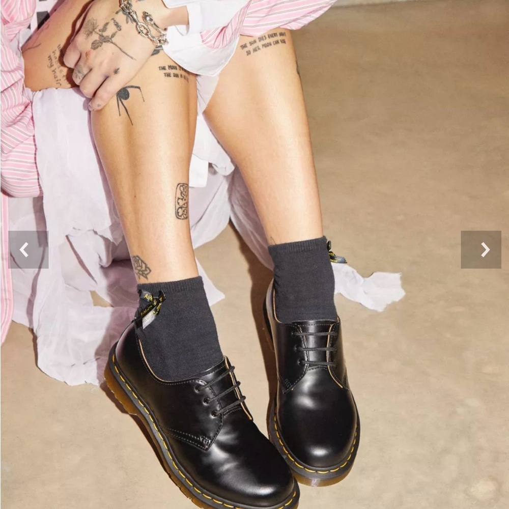 Dr. Martens Black Leather Women's Oxford Shoes